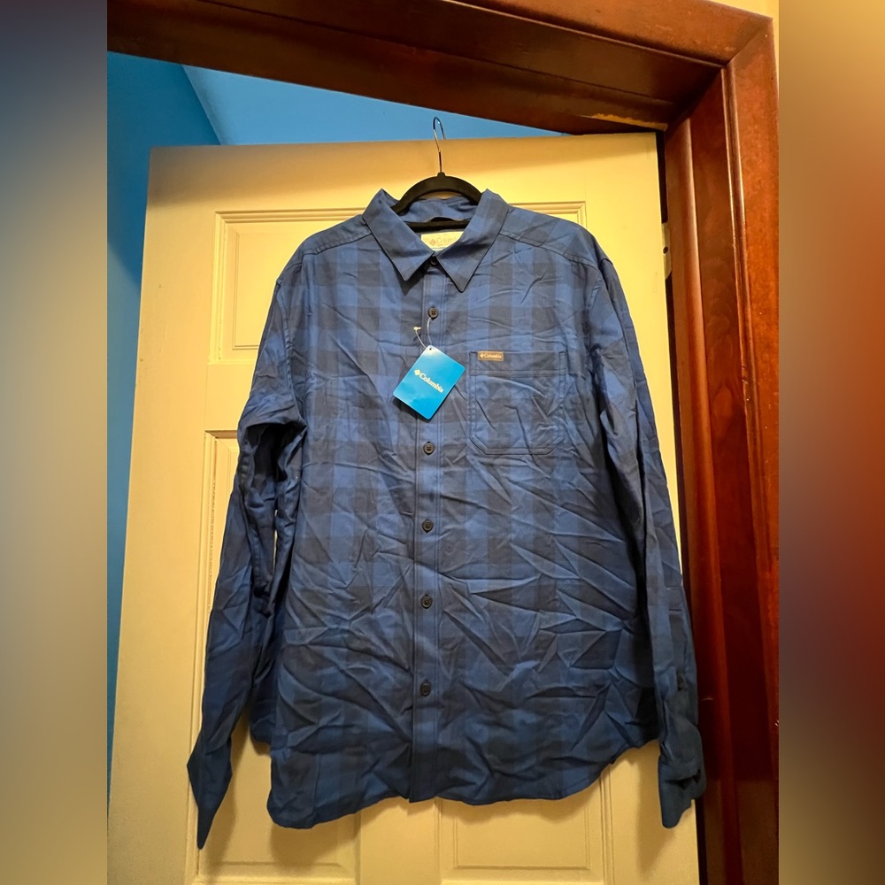 New relaxed fit Columbia Shirt